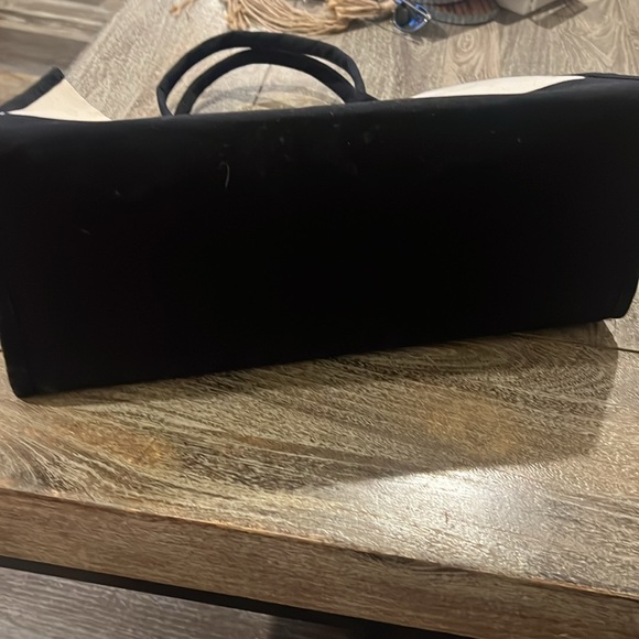 NWT Black and Cream Tote Bag with Initial R - Picture 3 of 7